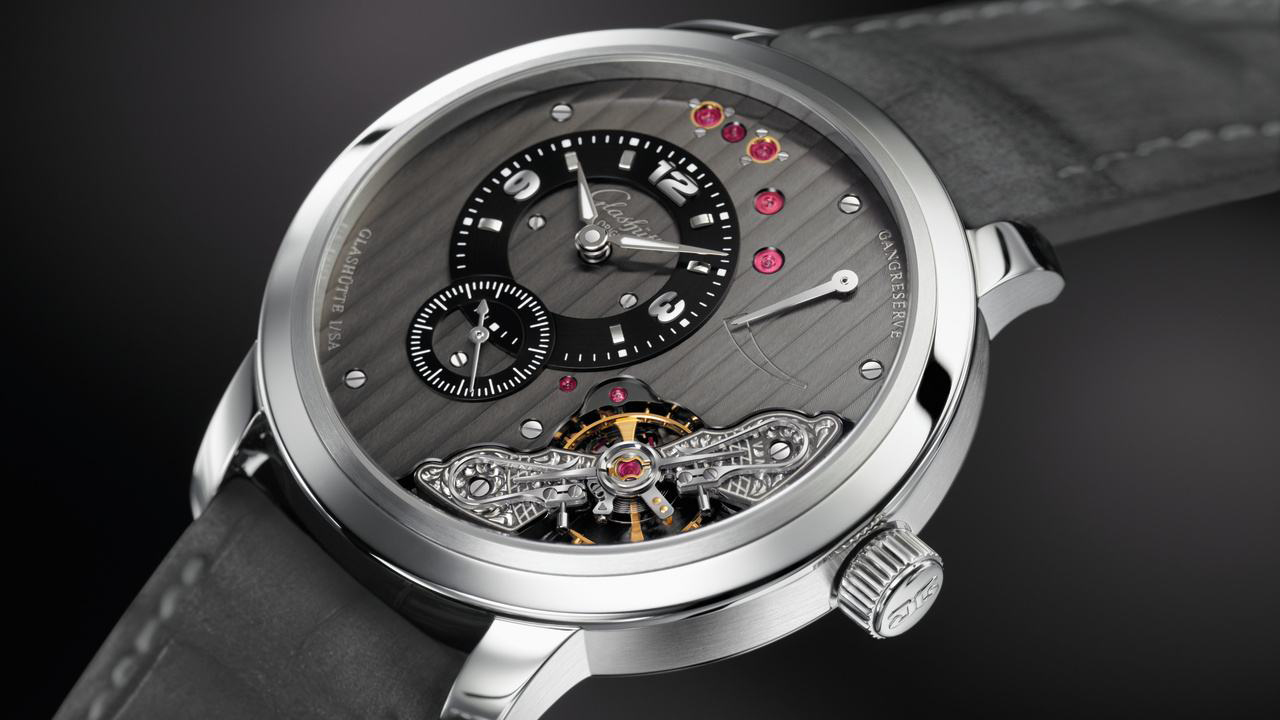 格拉苏蒂手表的表盘生锈的原因是什么？