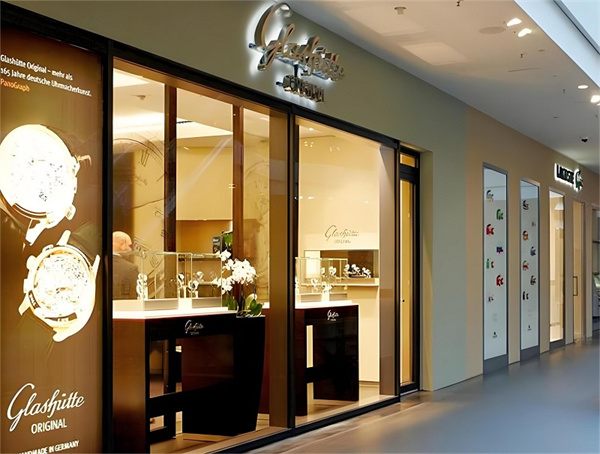 格拉苏蒂腕表进水了解决方法