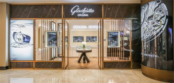 格拉苏蒂手表表针掉了解决技巧深度解析 格拉苏蒂手表表针掉了解决技巧深度解析