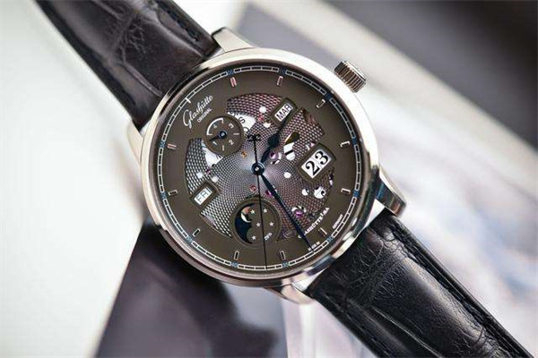 格拉苏蒂表针不走啦怎么办