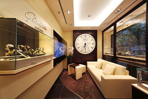 格拉苏蒂腕表进水了处理办法推荐