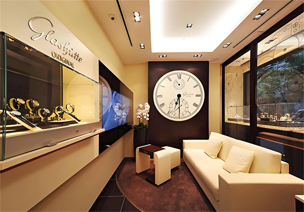 格拉苏蒂腕表进水了解决办法大全 格拉苏蒂腕表进水了解决办法大全