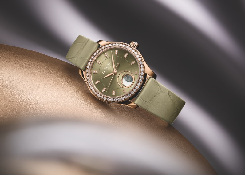 格拉苏蒂手表表带掉色处理技巧深度解析